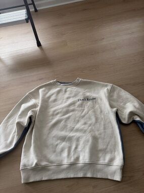 Don't Know don’t care Crewneck Sweatshirt